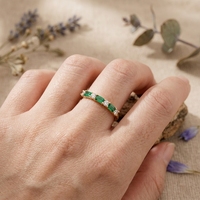 Bague Éternité Femme en Or 14 carats avec Diamant Vert Taille Émeraude, Certifié IGI, Cultivé en Laboratoire, Minimaliste, Empilable pour Mariage