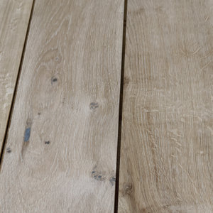 Suelo de Parqué de Roble Blanco Sintético Villa, 20 mm de Grosor, 220 mm de Ancho, Sistema T&G, Grado Rústico AB, Instalación Flotante en Interiores - Product Image 1