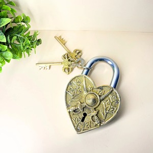 Shield & Sword Royal Brass <b>Padlock</b> High Quality Customization Lock Brass Key <b>Padlock</b> Diary <b>Padlock</b> Heart Vintage Design Patina - Product Image 5