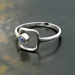 Best Quality 925 Sterling Silver <b>Labradorite</b> Gemstone <b>Ring</b> Handmade Bohemian Jewelry For Women Available At Reasonable Price - Product Image 1
