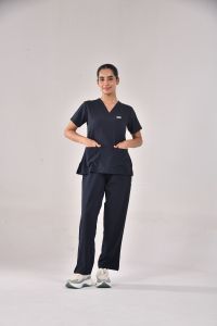 Uniforme Médico Azul Marino para Mujer, Blusa Elegante con Cuello en V y Pantalones a Juego para Uso en Hospitales, Clínicas y Enfermería - Product Image 3