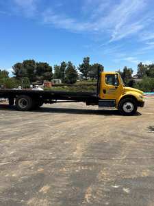 Camion tracteur routier longue portée 6x4 avec cabine couchette, moteur diesel, pour le transport routier - Product Image 3