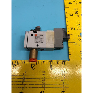 Válvula Solenoide SMC SYJ522M-5LOZ-M5-F de 3 Puertos - Equipo y Piezas de Semiconductores de Confianza de Tradicción Global - Product Image 3