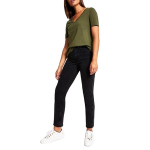 เสื้อยืดผู้หญิงแฟชั่นฤดูร้อน คอวี แขนสั้น ทรงหลวม ผ้าฝ้าย 100% - Product Image 4