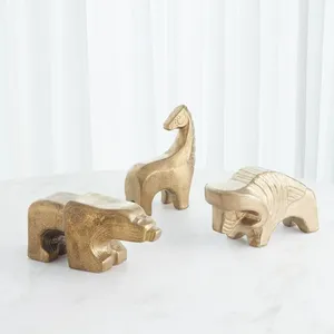 Statue d'animal en métal de qualité supérieure, design moderne, faite à la main, pour la décoration intérieure, sculpture polie moderne. - Product Image 3
