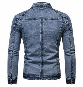 Veste en jean unisexe coupe ajustée, col montant, fermeture éclair, bleu délavé, style décontracté, manches classiques, pour l'hiver, respirante, devant zippé - Product Image 3