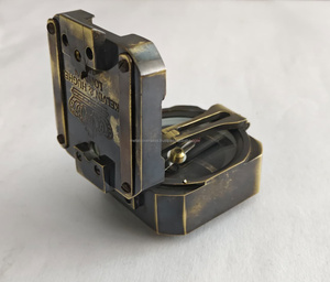 Brújula Náutica Kelvin & Hughes de Latón Macizo, Acabado Antiguo Vintage, Brújula de Navegación Marina - Product Image 5