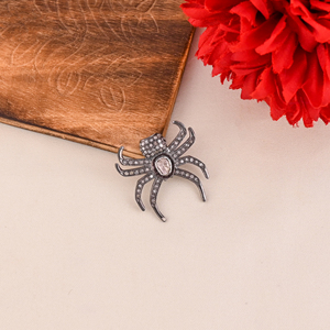 จี้เพชรแท้ทรงเหลี่ยมบริลเลียนท์แบบวินเทจสำหรับผู้หญิง SPIDER Polki Pave เงินสเตอร์ลิง ขนาด 30x30 มม. น้ำหนัก 5 กรัม - Product Image 4