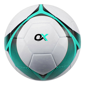 Ballon de football personnalisé Oxva Industries rouge et noir taille 5, ballon d'entraînement durable en PU, ballon de match, ballon de sport d'extérieur - Product Image 4