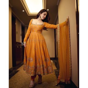 ด้ายจอร์เจียแบบเส้นพร้อมกางเกงสำหรับใส่ทำงานมีลำดับสีเหลือง - Product Image 3