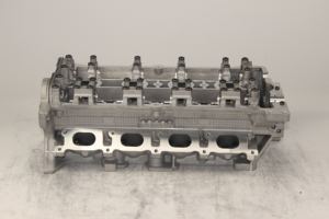 Прямые продажи с завода: Головка блока цилиндров B5 1.8T, OE L06B103063AD, 06B103373AM, 058103351G для VW Passat, Bora, Golf, Audi A4, A6 - Product Image 3