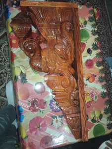 Consola Decorativa de Pared Curva de Madera Hecha a Mano con Diseño de Pavo Real Art Deco - Soporte Decorativo para Cumpleaños y Bautizos - Product Image 3