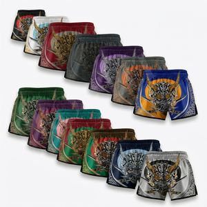 Shorts de Muay Thai personnalisés de haute qualité en polyester, imprimés par sublimation, pour l'entraînement de boxe, MMA et arts martiaux. - Product Image 1