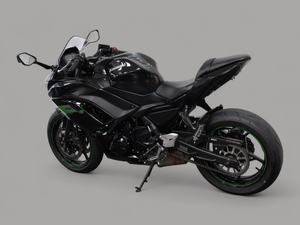 Moto d'occasion à vendre 2025 Kawasaki Ninja 650 - Product Image 6