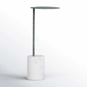 Mesa Auxiliar Escultural con Base Elevada y Tapa Redonda, Silueta Cónica Elegante y Diseño Contemporáneo Audaz para Bares - Product Image 5