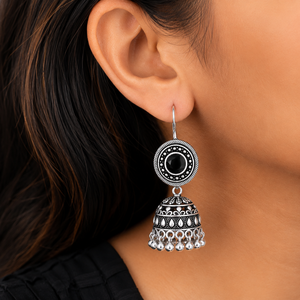 Boucles d'oreilles Jhumka en argent oxydé noir, faites à la main, style bohème tribal ethnique, bijoux statement, cadeau pour femme - Product Image 2