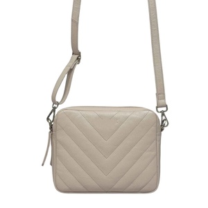 กระเป๋าสะพายพาดลำตัวหนังแท้เนื้อนุ่มหรูหราคุณภาพระดับพรีเมียมจากผู้ผลิตอินเดีย - Product Image 1