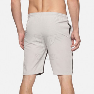 Shorts d'été pour hommes, mi-longs, en tissu léger et respirant, coupe confortable, parfaits pour les tenues décontractées, les voyages et les activités de plein air - Product Image 3