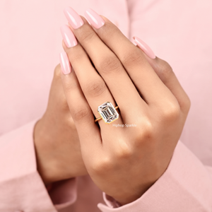 Anillo de compromiso de plata de ley chapado en oro amarillo con moissanita de corte esmeralda y engaste de puntas, joyería de moda para mujer - Product Image 5