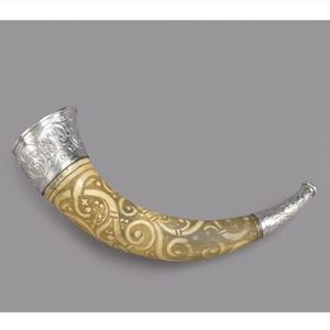 Royal Silver Engraved Drinking Horn - Product Image 2
