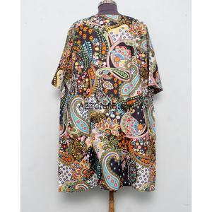 Robe Kaftan Courte Moulante en Coton Écologique Fait Main à Col en V Motif Floral Indien pour Mamans - Tenue de Plage, Vêtement de Nuit Décontracté - Product Image 6