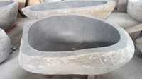 Baignoire en pierre de Bali autoportante, traditionnelle, gris foncé, en pierre de rivière, sculptée à la main, avec accoudoirs, pour villa, utilisation extérieure, portable, ovale