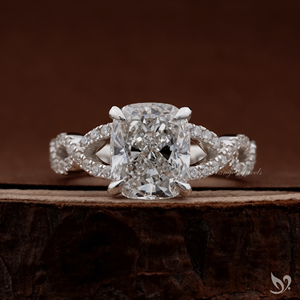 Bague en or blanc 10K avec diamant de laboratoire 3 carats allongé et sertissage pavé torsadé, certifiée IGI - Product Image 1