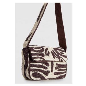 Bolso de Hombro Portátil Azul Cielo con Bordado y Cuentas para Mujer, para Artículos Personales Pequeños, Teléfono, Llaves, Maquillaje y Accesorios - Product Image 4