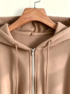Sudadera Corta de Color Liso al por Mayor para Mujer, Sudadera con Capucha Fina de Algodón Tejido Transpirable para Otoño, Ideal para Chicas - Product Image 3