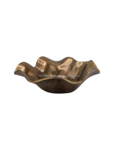 Tazón para servir comida hecho a mano con acabado pulido y esmalte, piezas de centro de mesa de aluminio plateado de lujo al por mayor - Product Image 5