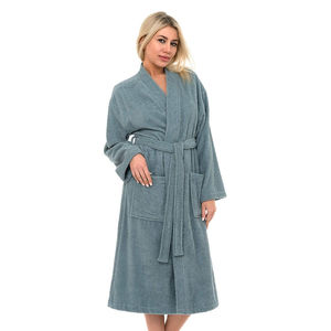 Albornoz de Invierno de Lujo Personalizado de Alta Calidad para Mujer, de Forro Polar Grueso hasta la Rodilla, con Logotipo Frontal, Estilo Casual Suave - Product Image 3