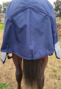 Nouvelle couverture de type tapis pour cheval, équipement équestre très demandé, couvertures imperméables et respirantes pour chevaux - Product Image 2