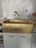 Évier de cuisine en laiton d'inspiration vintage, fait main, grand format, résistant à la corrosion, finition de luxe pour intérieurs haut de gamme