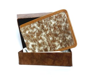 Porte-cartes en cuir de vachette véritable pour homme, style vintage professionnel, multi-cartes, à fermeture pliante, avec poils de vache apparents, anti-brosse, en cuir pleine fleur - Product Image 3