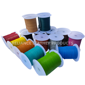 Vente en gros cordon rond en cuir rose foncé 1mm 8mm Bracelets et colliers artisanaux de qualité supérieure Tailles et couleurs personnalisées d'Inde - Product Image 3
