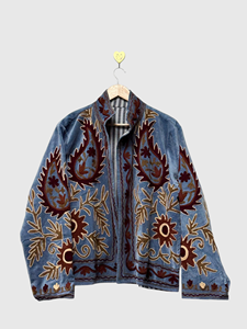 Veste en velours brodée bohème à manches longues, col montant, motif cachemire, grande taille, vêtements d'automne pour femmes - Product Image 1