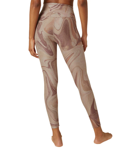 Legging de compression et ensemble de sport court taille haute pour femme, en tissu extensible, idéal pour le yoga et le fitness - Product Image 3