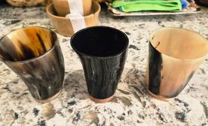 Juego de 4 Tazas de Cuerno de Búfalo Pulido, Naturales, con Diseño Marmoleado en Blanco y Negro, para Beber, Decoración del Hogar - Product Image 2