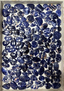 อัญมณีโซดาไลต์ธรรมชาติอัญมณีหลวม Cabochon เครื่องประดับทำด้วยมือคุณภาพสูงหิน trimurti อัญมณีราจา - Product Image 2