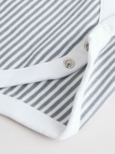 Combinaison bébé Annamar Clothing personnalisée en bambou 95% et élasthanne 5%, douce, extensible, respirante, écologique, à manches courtes - Product Image 6