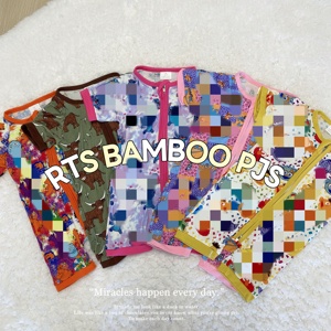 Vente en gros de pyjamas en bambou, assortiment de modèles variés, avec motifs de personnages aléatoires imprimés, en lot, en stock - Product Image 6