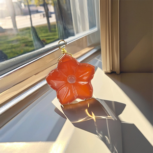 Wholesale Hand Carved Natural Carnelian Flower Pendant 925 Sterling Silver Gold Vermeil Wire <b>Wrapped</b> Gemstone Jewelry <b>Gift</b> - Product Image 1