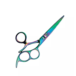 Tijeras de Peluquería Profesionales de 6 Pulgadas al por Mayor, Hechas a Medida, de Acero Inoxidable, con Hojas Rectas y Curvas, Punta Afilada y Obtusada - Product Image 1