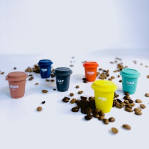 Café instantáneo liofilizado: Set de cápsulas de café coloridas con etiquetas diarias para amantes del café instantáneo - Product Image 4