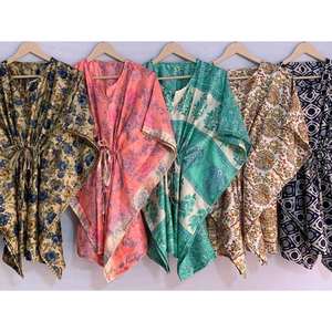 Kaftan ample à imprimé floral en soie pour femme, paréo de plage par Ethnic Craft Hub India - Product Image 2