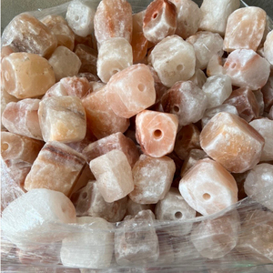 Offre Spéciale Blue Lotus 2025 Salt Lick Stone Soutient la croissance et la reproduction de l'appétit chez les bovins et le bétail - Product Image 5