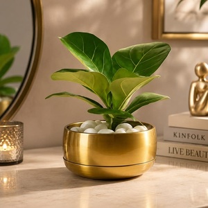 Pots de fleurs en céramique modernes avec bordure dorée, fleurs artificielles, jardinières de bureau intérieures, écologiques, durables, design minimaliste - Product Image 2