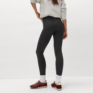 Leggings térmicos personalizados para niña, color gris, cintura media, súper elásticos, compresivos y delgados. - Product Image 3