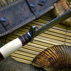 Couteau de chasse artisanal personnalisé, lame en damas, manche en os coloré, étui, couteau de survie pour le camping, lame tranchante comme un rasoir, couteau Bowie ambidextre - Product Image 6