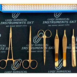 Conjunto de Instrumentos Básicos para Cirugía Plástica Menor |   Herramientas Quirúrgicas Recubiertas de Titanio |   Acero Inoxidable Alemán de Grado Profesional - Product Image 1